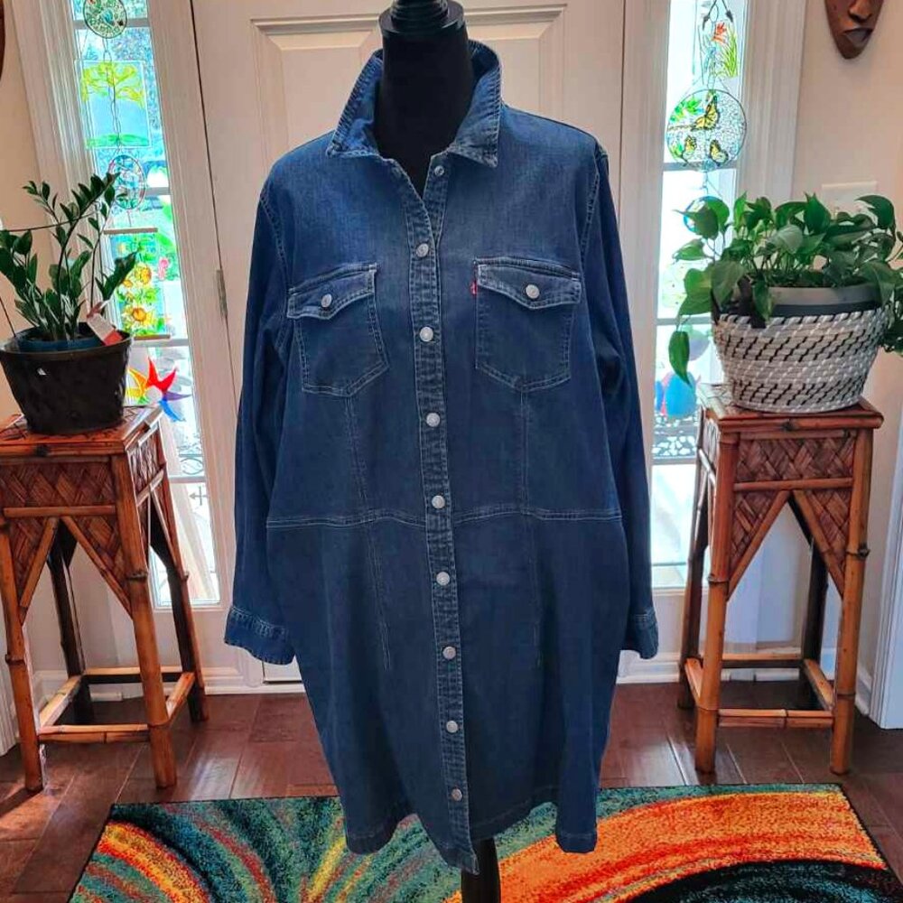 Levi Strauss woman's jean dress / Long jacket - 1X/18-20